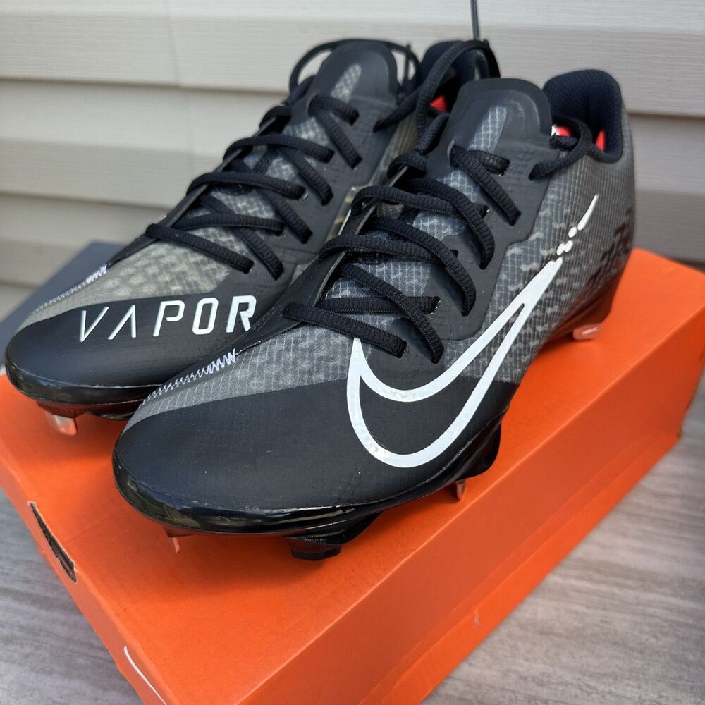 Nike React Vapor Ultrafly Elite 4 Black Baseball Shoes Men's Sz 8 DA0701-001